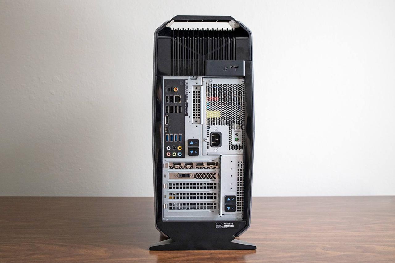 Alienware Aurora R7 Review: Power for a Price Alienware Aurora R7 Review: Power for a Price