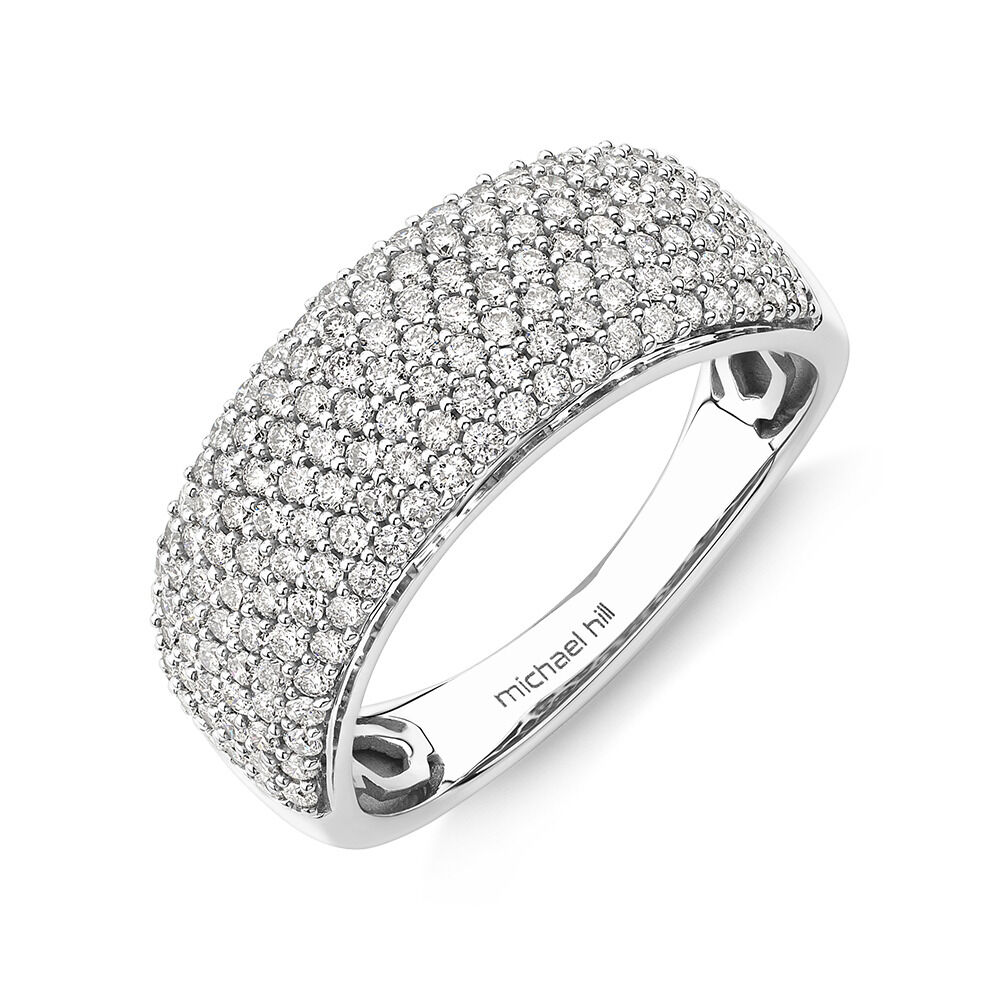 Pave diamond