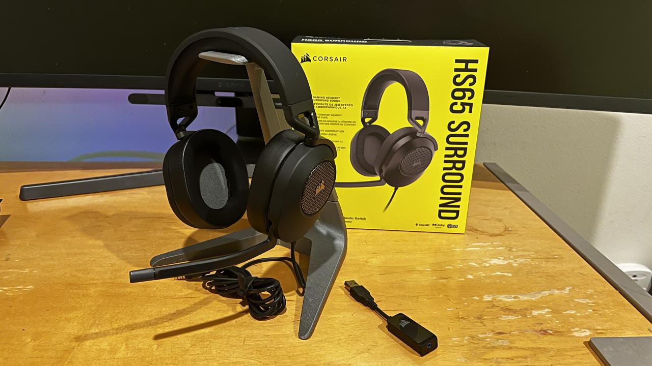CORSAIR HS65 SURROUND Multiplatform Wired Gaming Headset – Dolby Atmos – SonarWorks SoundID – iCUE Compatible – PC, Mac, PS5, PS4, Xbox, Nintendo Switch, Mobile – Carbon