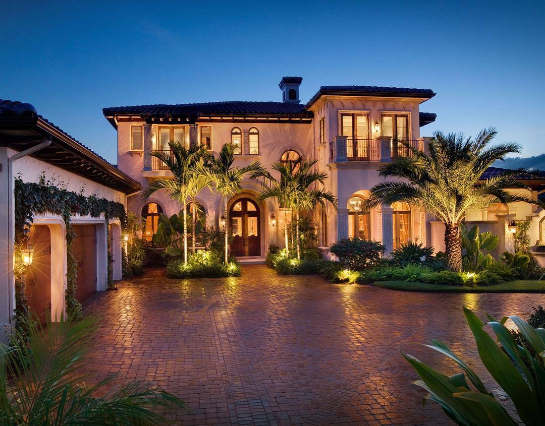Top 30 most luxurious houses in the world - check them now!