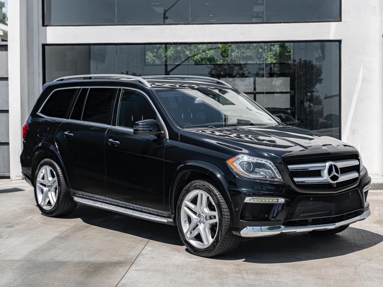 Recenzija Mercedes-Benz GL-Klasa (2013 - 2015) - prednosti i mane